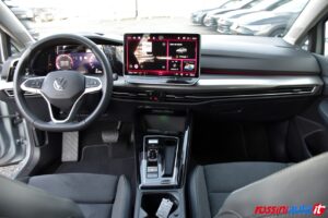 VOLKSWAGEN GOLF 8.5 2.0 TDI 150 CV DSG STYLE DIESEL USATA