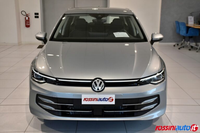 VOLKSWAGEN GOLF 8.5 2.0 TDI 150 CV DSG STYLE DIESEL USATA