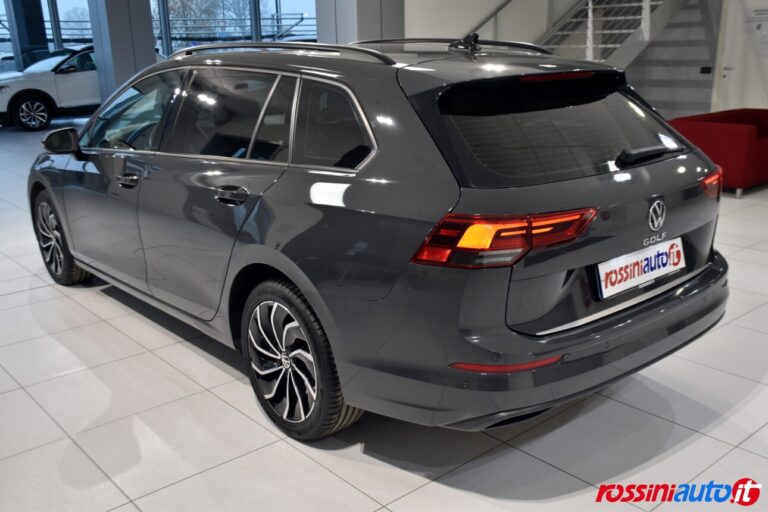 VOLKSWAGEN GOLF VARIANT 2.0 TDI 116 CV DSG LIFE DIESEL USATA