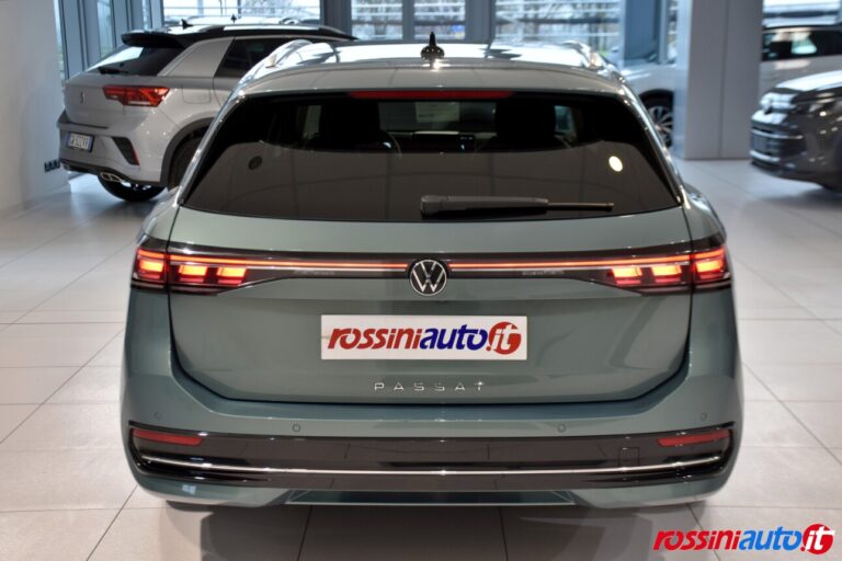 VOLKSWAGEN NUOVA PASSAT 2.0 TDI 150 CV DSG BUSINESS DIESEL USATA