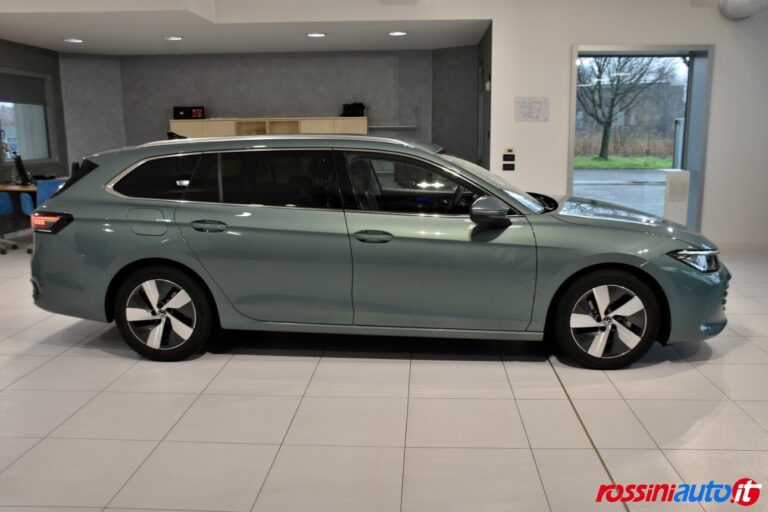 VOLKSWAGEN NUOVA PASSAT 2.0 TDI 150 CV DSG BUSINESS DIESEL USATA