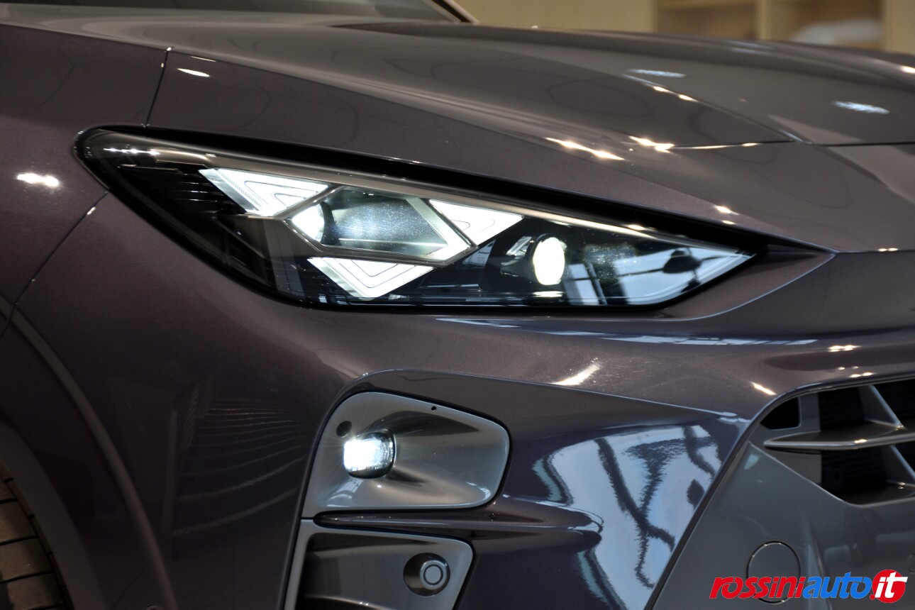 Cupra Terramar: Fari Full LED o Matrix LED? La guida definitiva