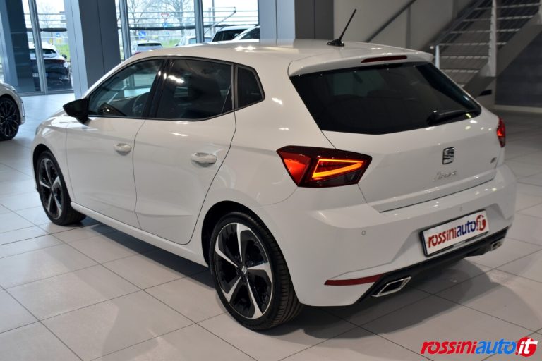 SEAT IBIZA 1.0 ECOTSI 95 CV FR TECH PACK USATA
