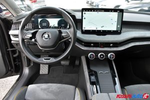 SKODA NUOVA SUPERB DIESEL 2.0 TDI 150 CV DSG STYLE USATA