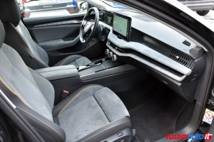 SKODA NUOVA SUPERB DIESEL 2.0 TDI 150 CV DSG STYLE USATA
