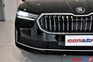SKODA NUOVA SUPERB DIESEL 2.0 TDI 150 CV DSG STYLE USATA