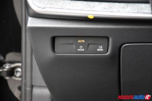 SKODA NUOVA SUPERB DIESEL 2.0 TDI 150 CV DSG STYLE USATA