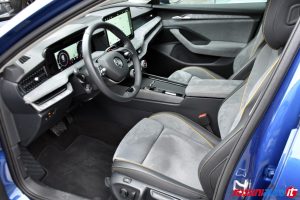 SKODA SUPERB DIESEL 2.0 TDI 150 CV DSG STYLE USATA
