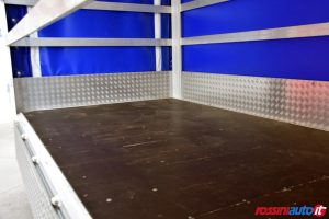 VOLKSWAGEN CRAFTER 50/35 2.0 TDI 122 CV L4 RWD CENTINA E TELO USATO