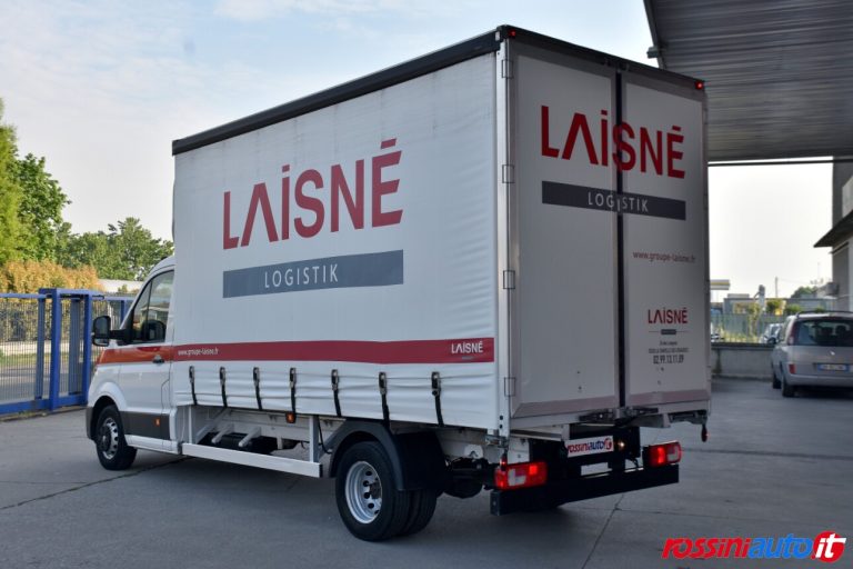 VOLKSWAGEN CRAFTER 50/35 2.0 BITDI 177 CV DSG L4 RWD FURGONE CON CENTINA E TELO USATO