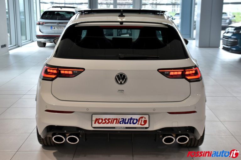 VOLKSWAGEN GOLF 8.5 2.0 TSI 333 CV DSG 4MOTION R PERFORMANCE USATA