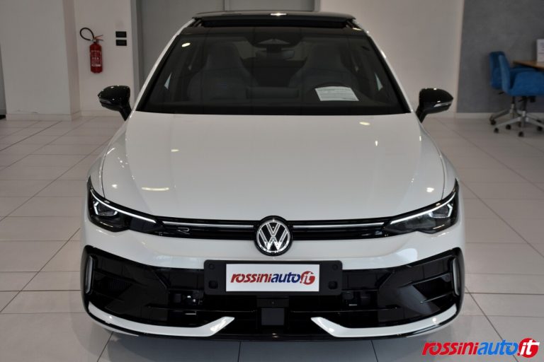 VOLKSWAGEN GOLF 8.5 2.0 TSI 333 CV DSG 4MOTION R PERFORMANCE USATA