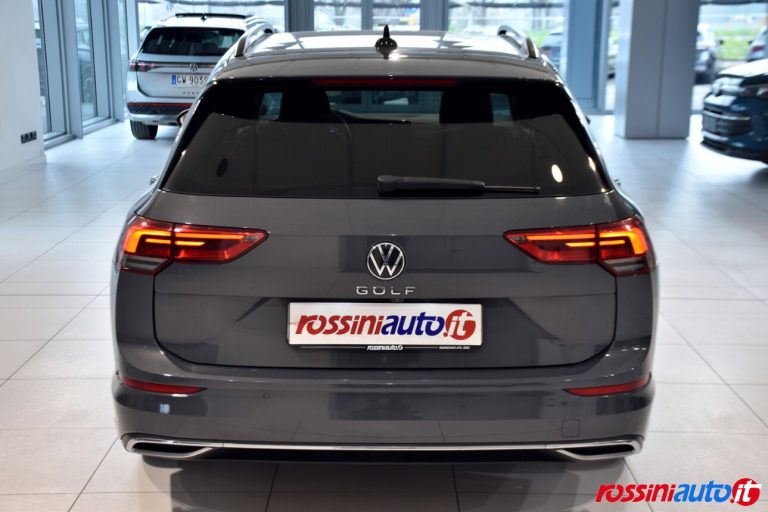 VOLKSWAGEN GOLF 8 VARIANT 2.0 TDI 116 CV STYLE USATA