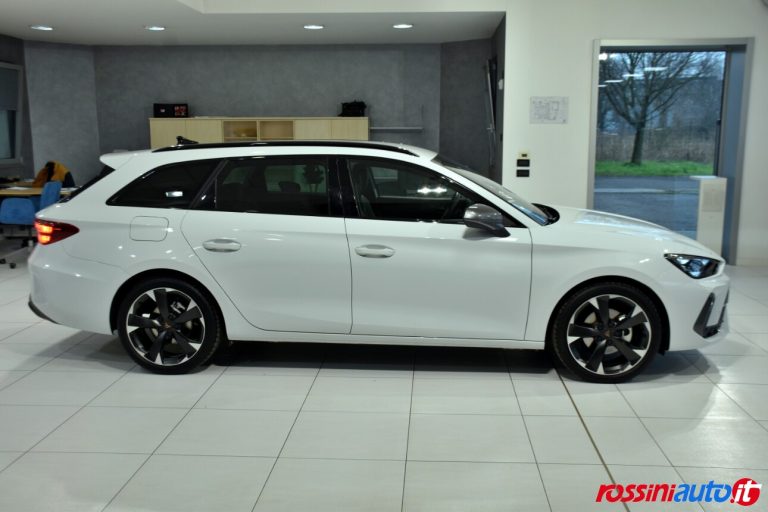 CUPRA NUOVA LEON SPORTSTOURER 1.5 HYBRID 150 CV DSG USATA