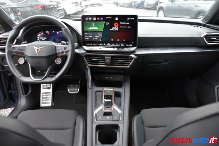 CUPRA NEW LEON SPORTSTOURER 1.5 HYBRID 150 CV DSG USATA