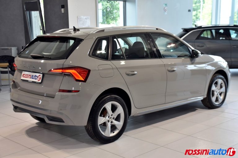 SKODA KAMIQ BENZINA 1.0 TSI 110 CV DSG STYLE USATA