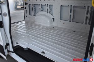 VOLKSWAGEN CRAFTER 30 2.0 TDI 140 CV L3H3 LOGISTIC DIESEL USATO