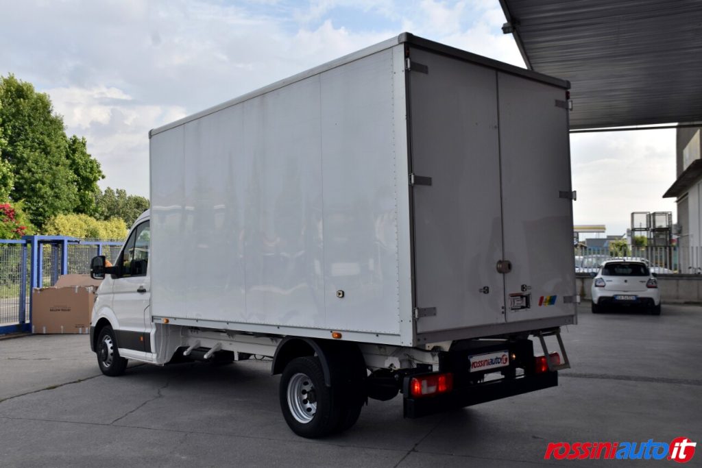 VOLKSWAGEN CRAFTER 50-35 2.0 BITDI 177 CV RWD L4 FURGONE LEGA LEGGERA USATO