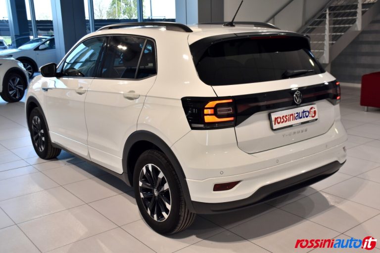 VOLKSWAGEN T-CROSS 1.0 TSI 95 CV SPORT R-LINE USATA