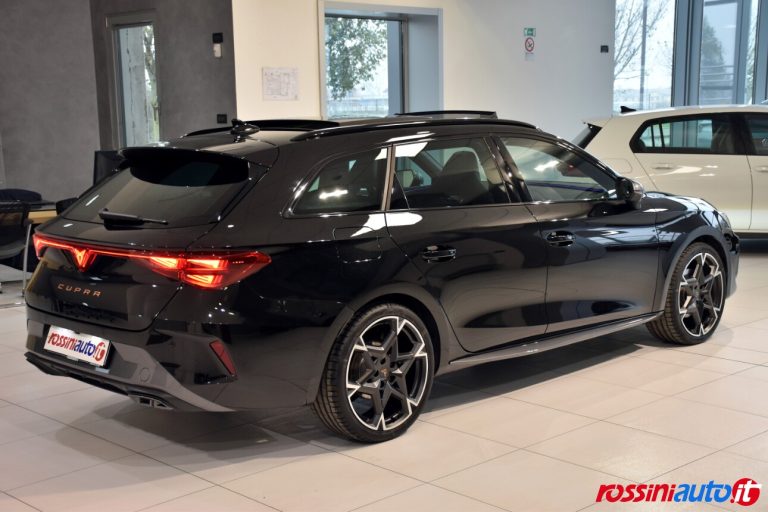 CUPRA LEON SPORTSTOURER 1.5 HYBRID 150 CV DSG USATA