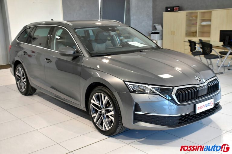 SKODA NEW OCTAVIA WAGON 2.0 TDI 150 CV DSG STYLE USATA