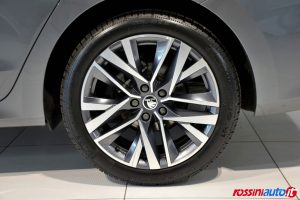 SKODA NEW OCTAVIA WAGON 2.0 TDI 150 CV DSG STYLE USATA