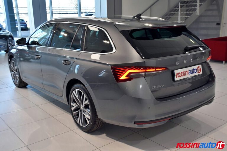 SKODA NEW OCTAVIA WAGON 2.0 TDI 150 CV DSG STYLE USATA
