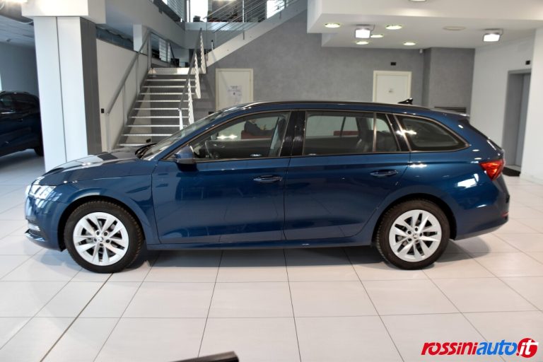 SKODA OCTAVIA WAGON 2.0 TDI 150 CV DSG EXECUTIVE USATA