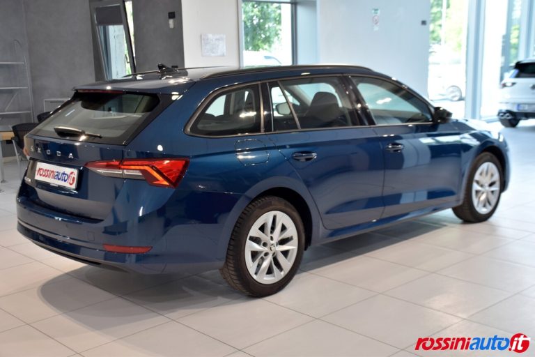SKODA OCTAVIA WAGON 2.0 TDI 150 CV DSG EXECUTIVE USATA