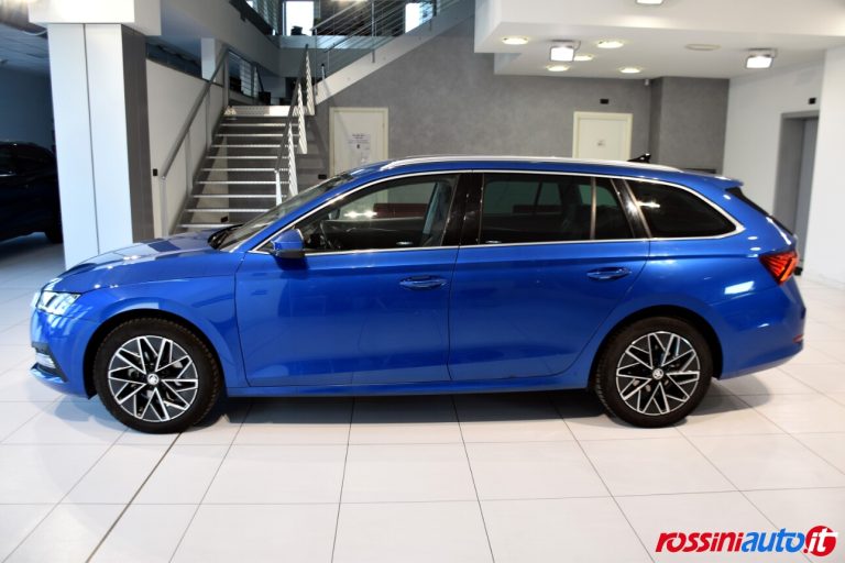 SKODA OCTAVIA WAGON 2.0 TDI 150 CV DSG STYLE DIESEL USATA