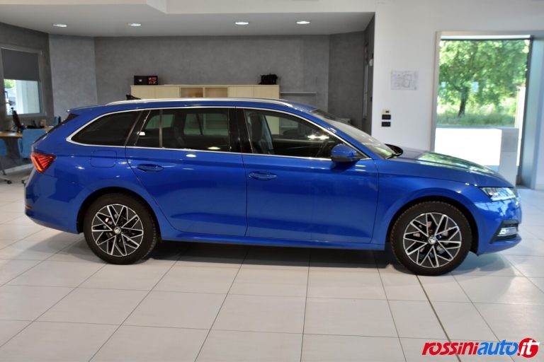 SKODA OCTAVIA WAGON 2.0 TDI 150 CV DSG STYLE DIESEL USATA