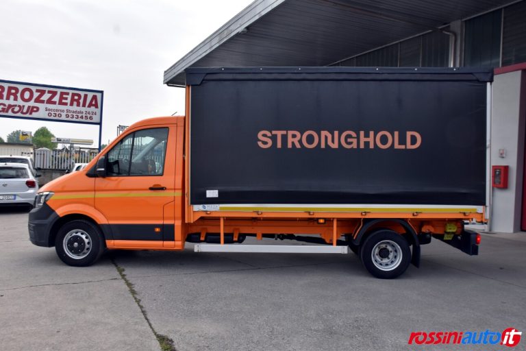 VOLKSWAGEN CRAFTER 50Q 2.0 BITDI 177 CV L4 BUSINESS RWD RG CS CENTINA E TELO USATO