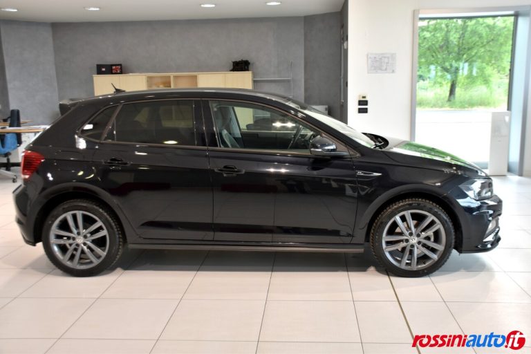 VOLKSWAGEN POLO DIESEL 1.6 TDI 95 CV HIGHLINE R-LINE EXTERIOR USATA