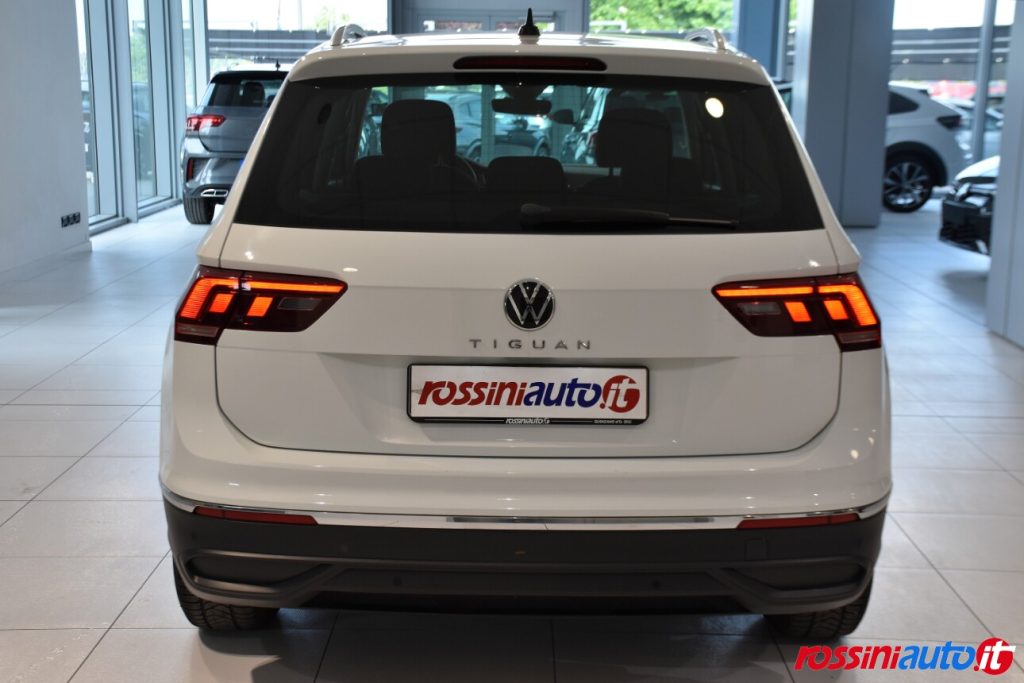 VOLKSWAGEN TIGUAN BENZINA 1.5 TSI 150 CV DSG LIFE USATA