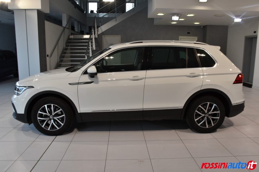VOLKSWAGEN TIGUAN BENZINA 1.5 TSI 150 CV DSG LIFE USATA
