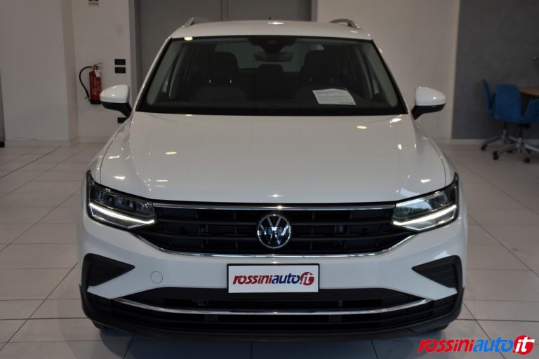 VOLKSWAGEN TIGUAN BENZINA 1.5 TSI 150 CV DSG LIFE USATA