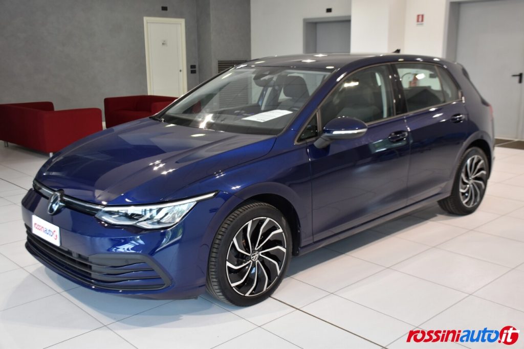 VOLKSWAGEN GOLF 8 DIESEL 2.0 TDI 116 CV LIFE USATA