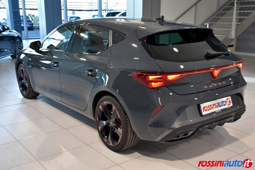 CUPRA LEON 1.5 HYBRID 150 CV DSG USATA