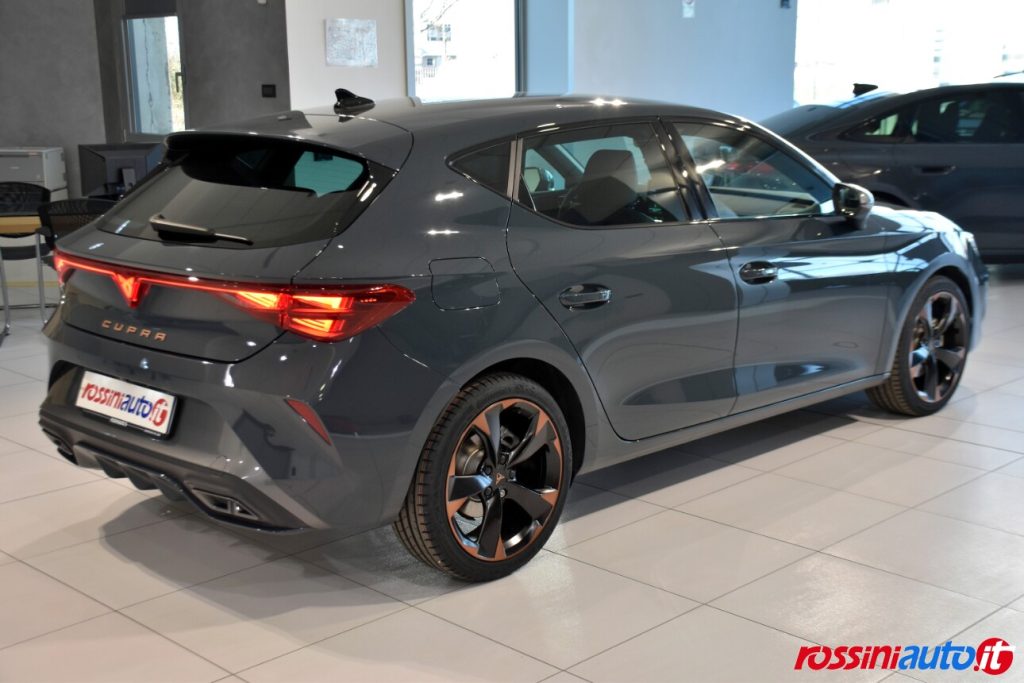 CUPRA LEON 1.5 HYBRID 150 CV DSG USATA
