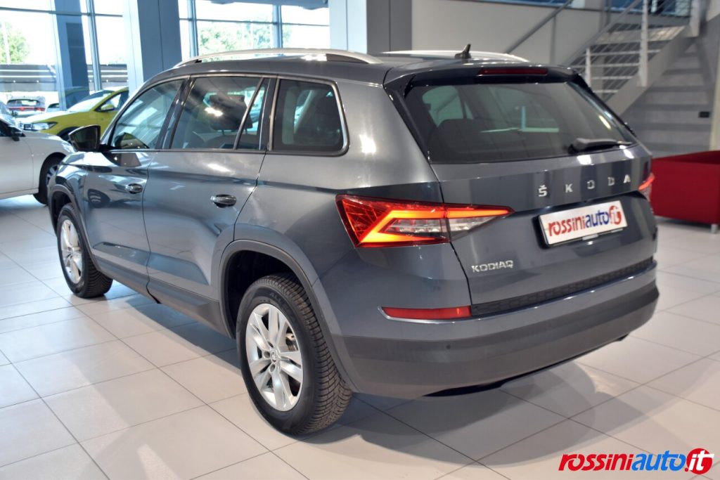 SKODA KODIAQ 2.0 TDI 150 CV DSG EXECUTIVE 5 POSTI USATA