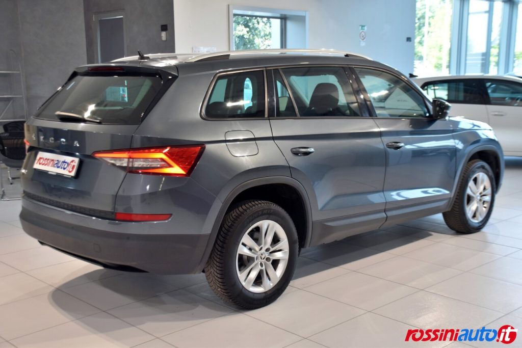 SKODA KODIAQ 2.0 TDI 150 CV DSG EXECUTIVE 5 POSTI USATA