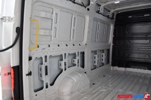 VOLKSWAGEN CRAFTER 30Q 2.0 TDI 140 CV LOGISTIC L3H3 USATO