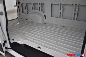 VOLKSWAGEN CRAFTER 30Q 2.0 TDI 140 CV LOGISTIC L3H3 USATO