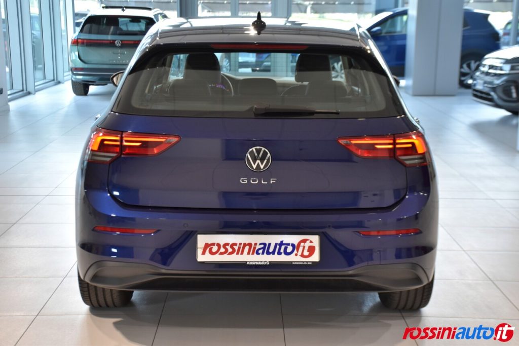 VOLKSWAGEN GOLF 8 DIESEL 2.0 TDI 116 CV LIFE USATA