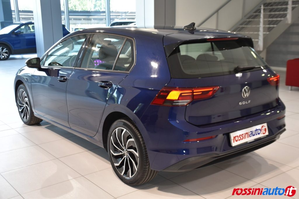 VOLKSWAGEN GOLF 8 DIESEL 2.0 TDI 116 CV LIFE USATA