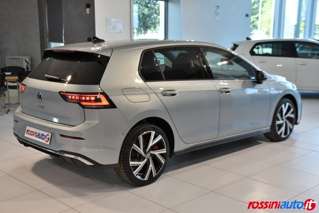 VOLKSWAGEN GOLF 8.5 GTE 1.5 E-HYBRID 272 CV DSG USATA