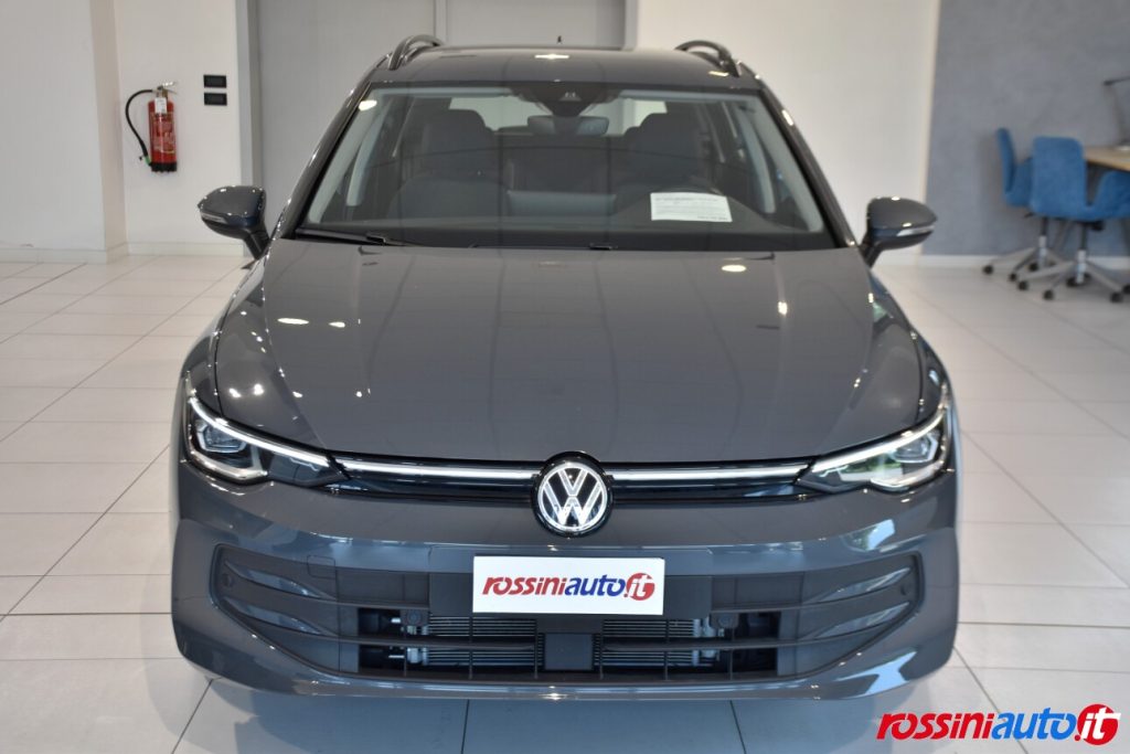 VOLKSWAGEN NUOVA GOLF VARIANT 1.5 ETSI 116 CV DSG LIFE USATA