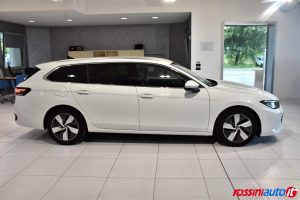 VOLKSWAGEN NUOVA PASSAT 2.0 TDI 150 CV DSG ELEGANCE USATA