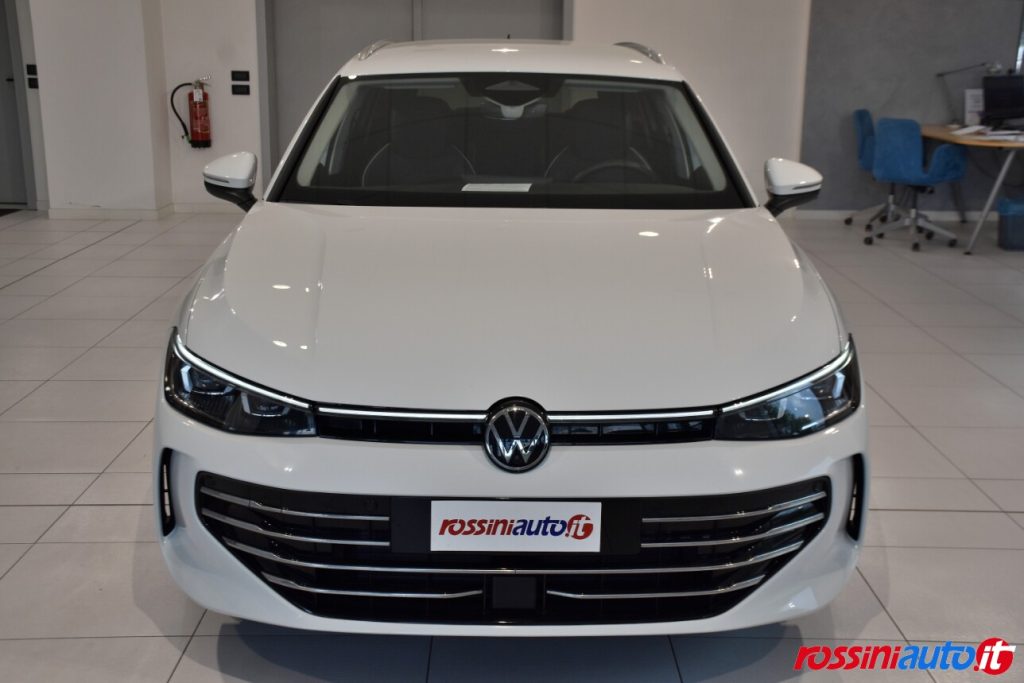 VOLKSWAGEN NUOVA PASSAT 2.0 TDI 150 CV DSG ELEGANCE USATA