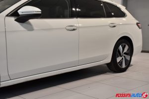 VOLKSWAGEN NUOVA PASSAT 2.0 TDI 150 CV DSG ELEGANCE USATA